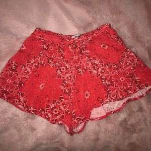 Hollister Paisley red print flowy shorts!!